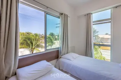 Uma cama ou camas num quarto em Apto c/ 2 Quartos a 150 m da Praia KVD0201