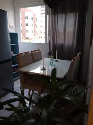 Uma área de estar em Apartamento completo com 2Q pé na areia na Praia do Futuro