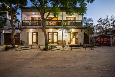 O edifício onde o hotel está situado