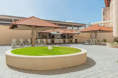 O edifício onde o apartamento está situado