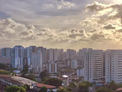 Uma vista geral de Fortaleza ou a vista da cidade a partir do apartamento