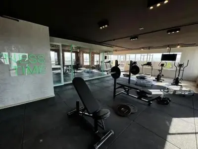 O centro de fitness e/ou as comodidades de fitness de Apto completo na praia