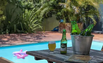 Bebidas em Chalé Com Piscina Privativa