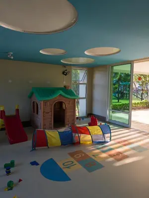 O clube infantil de Cobertura duplex no Porto das Dunas