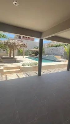 A piscina em ou perto de Casa