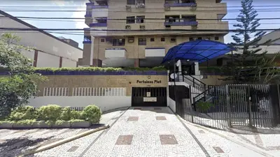 O edifício onde o apartamento está situado