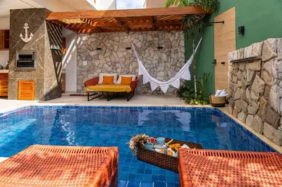 A piscina em ou perto de Unforgettable Sunsets 4BR Retreat with Pool in Prea