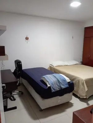 A planta de Apartamento inteiro 170m2 com 3 quartos - 100m da praia - check-in flexível