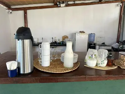 Comodidades para chá e café em BRKITE Pousada
