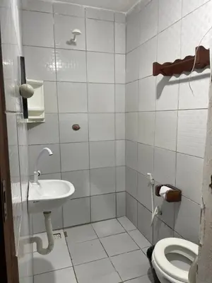 Uma casa de banho em Casa De Vó
