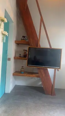 Uma televisão e/ou sistema de entretenimento em Preá Wind Studios