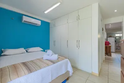 Uma cama ou camas num quarto em Costa Blanca #304 - Apto beira mar por Carpediem