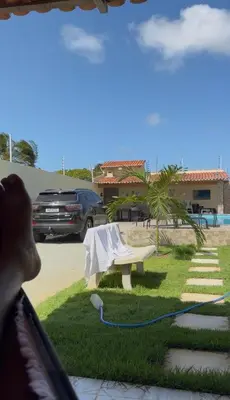 Um jardim no exterior de Espaço Recanto Del Mar