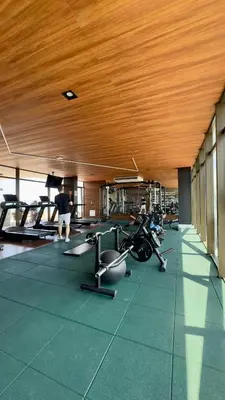O centro de fitness e/ou as comodidades de fitness de Beach Cless Meireles Master 1810 a 500m da Beira Mar