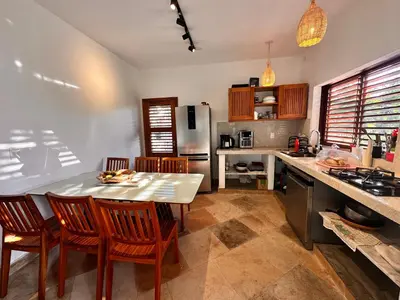 A cozinha ou kitchenette de casa nova