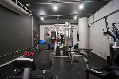 O centro de fitness e/ou as comodidades de fitness de Apartamento Beira-mar com Academia no Mucuripe