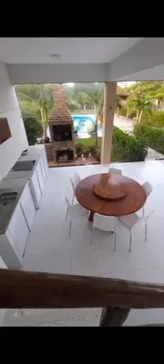 A piscina em ou perto de Casa da Lelê