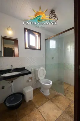 Uma casa de banho em Apartamento Ondas do Mar - Taíba