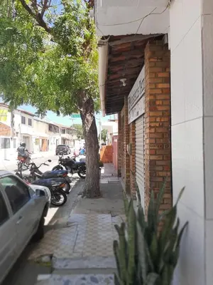 A vizinhança circundante ou próxima do apartamento
