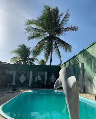 A piscina em ou perto de Casa de Praia no Icaraí a 100m da praia