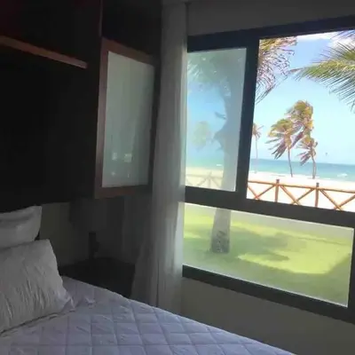Beautiful beachfront bungalow!