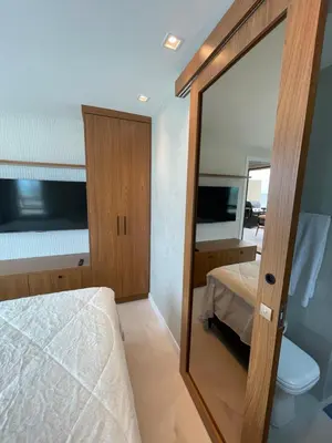 Uma cama ou camas num quarto em Apto Cumbuco Pe na Areia Carnaval 2026