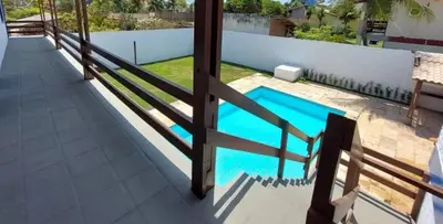 A piscina em ou perto de House next to Beach Park