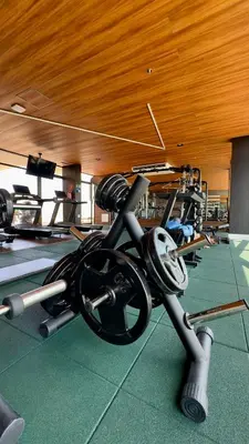 O centro de fitness e/ou as comodidades de fitness de Beach Class Meireles 1804 vista mar