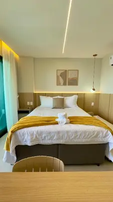 Uma cama ou camas num quarto em Beach Class Meireles 1804 vista mar