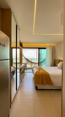 Uma cama ou camas num quarto em Beach Class Meireles 1804 vista mar