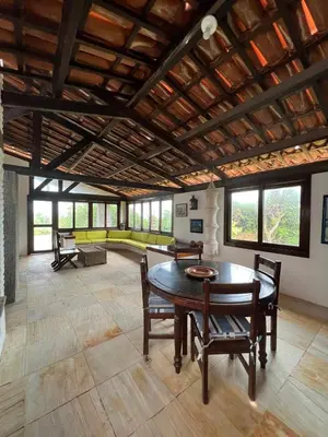 Uma área de estar em Casa incrível com vista para o mar - próximo ao beach park