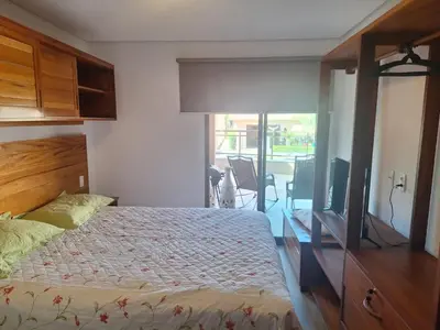 Uma cama ou camas num quarto em Apartamento no Condomínio Solluar, Flecheiras, CE