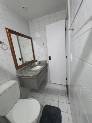Uma casa de banho em Tulip Inn flat - Meireles