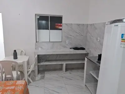 A cozinha ou kitchenette de kit net Baturité 2