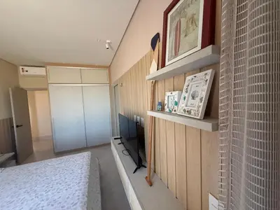 Uma televisão e/ou sistema de entretenimento em Casa riviera