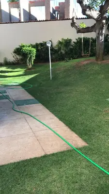 Um jardim no exterior de Condominio sun village cumbuco