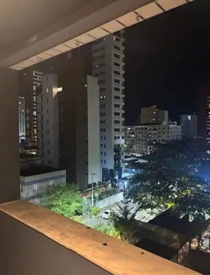 O edifício onde o apartamento está situado