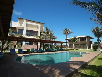 A piscina em ou perto de Oceanfront Beach House with Pool