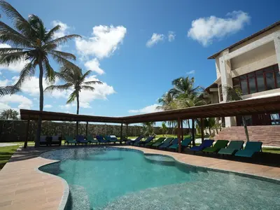 A piscina em ou perto de Beachfront Retreat with Pool and Garden