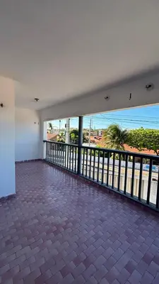 Uma varanda ou terraço em CasaMajorlândia