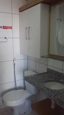 Uma casa de banho em Flat Studio Iracema apto 602