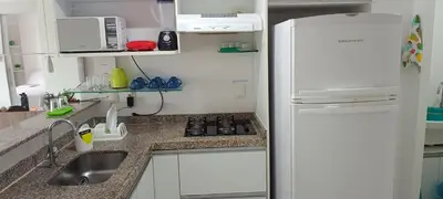 A cozinha ou kitchenette de Apartamento em Fortaleza Beach Class-uma quadra Praia