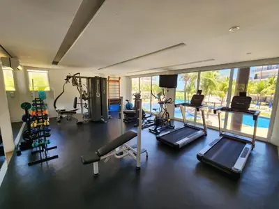 O centro de fitness e/ou as comodidades de fitness de Beach Living, Frente mar, Vizinho B Park - Oficial