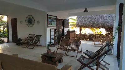 Uma área de estar em Cabôco Sonhadô Passeios Náuticos e Pousada