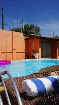 A piscina em ou perto de Casa de Praia no Porto das Dunas