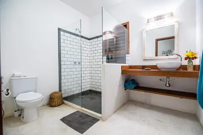 Uma casa de banho em Pousada Vayú