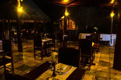 Um restaurante ou outro lugar para comer em Long Beach