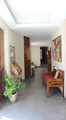 Uma área de estar em Portal Da Praia Hotel