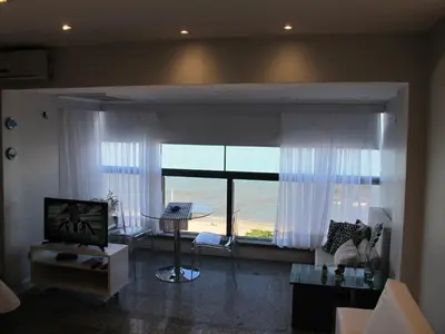 Uma televisão e/ou sistema de entretenimento em Particular Iracema Residence