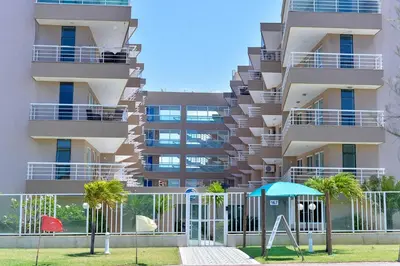 O edifício onde o apartamento está situado